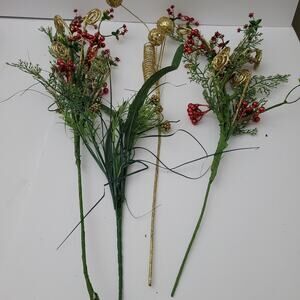 Festive Floral Stem Set - Gold Accents